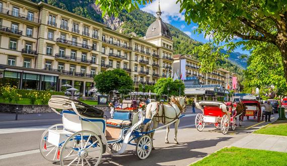 Gaily Tours & Excursions in Switzerland: Interlaken